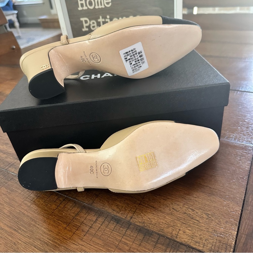 Beige & Black Two-Tone Slingback Heels - image 6